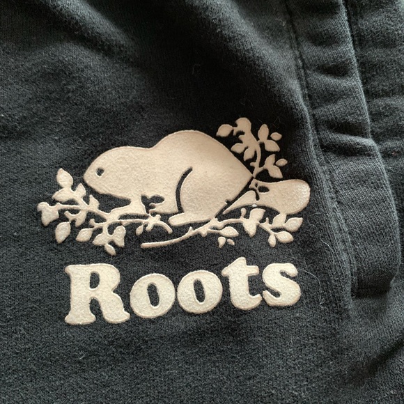 Black Roots shorts - size xxs girls - Picture 4 of 5